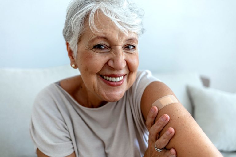 Vaccine recommendations for cancer patients graphic