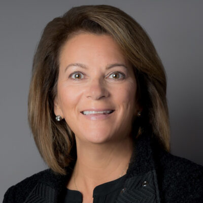 Traci Corbett Headshot